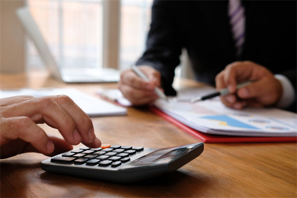 企业预算总失控？3招助力企业精准把控资金流向！