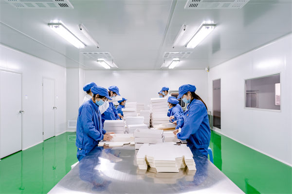 大降对华关税，特朗普为何转弯？制造业怎么看？