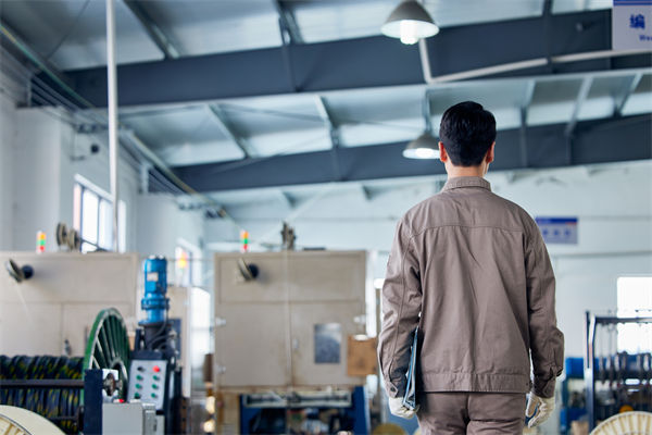 央行1万亿元大红包对普通人影响多大，企业怎么看？